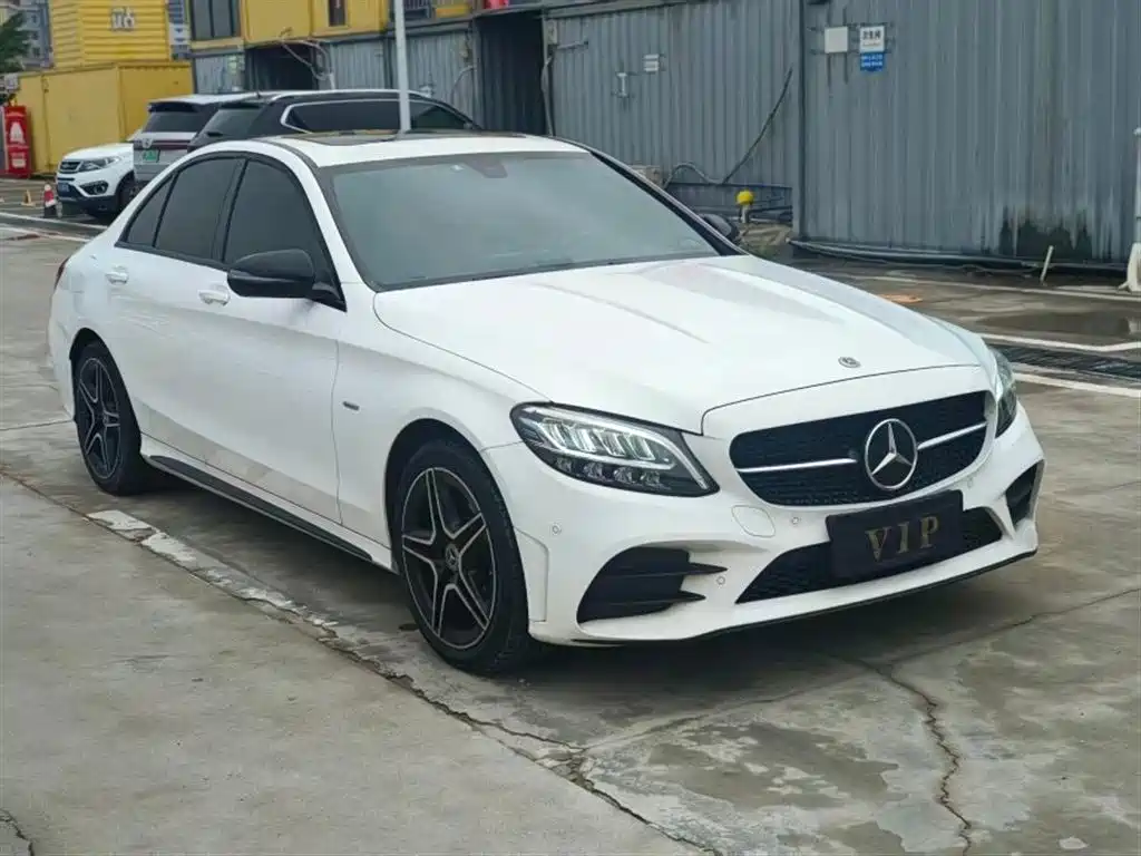 Mercedes-Benz C-Class 2022