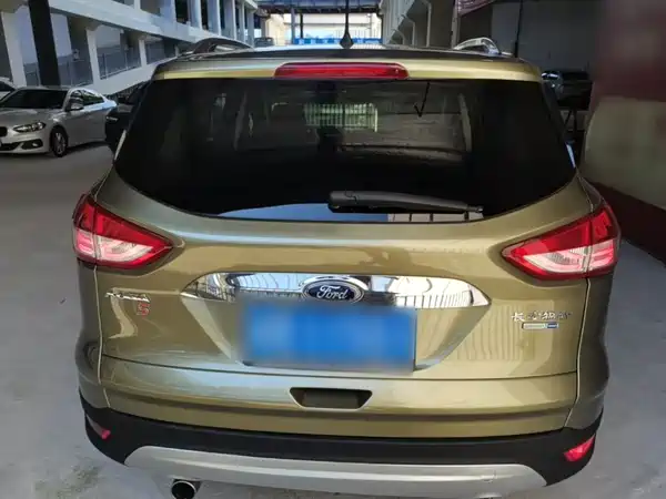 Ford Kuga 2015