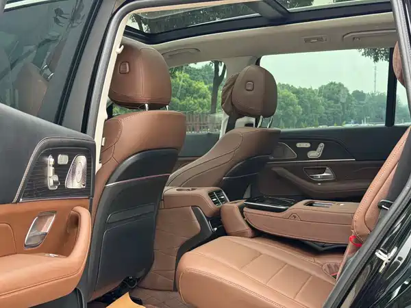 Mercedes-Benz GLS 2025