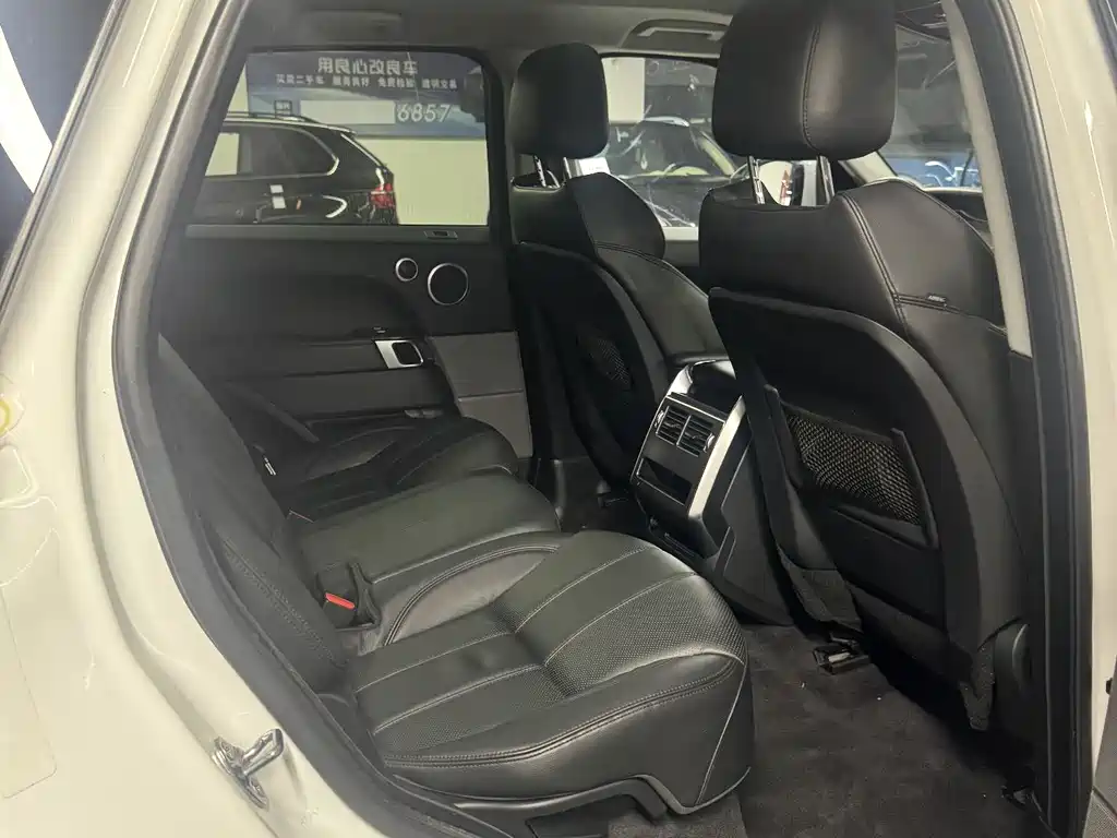 Land Rover Sport 2017 — фото 14