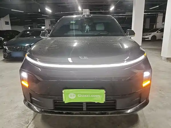 Li Auto L6 2024