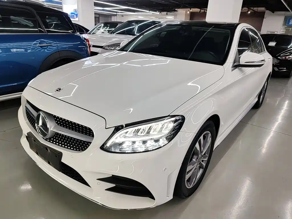Mercedes-Benz C-Class 2021