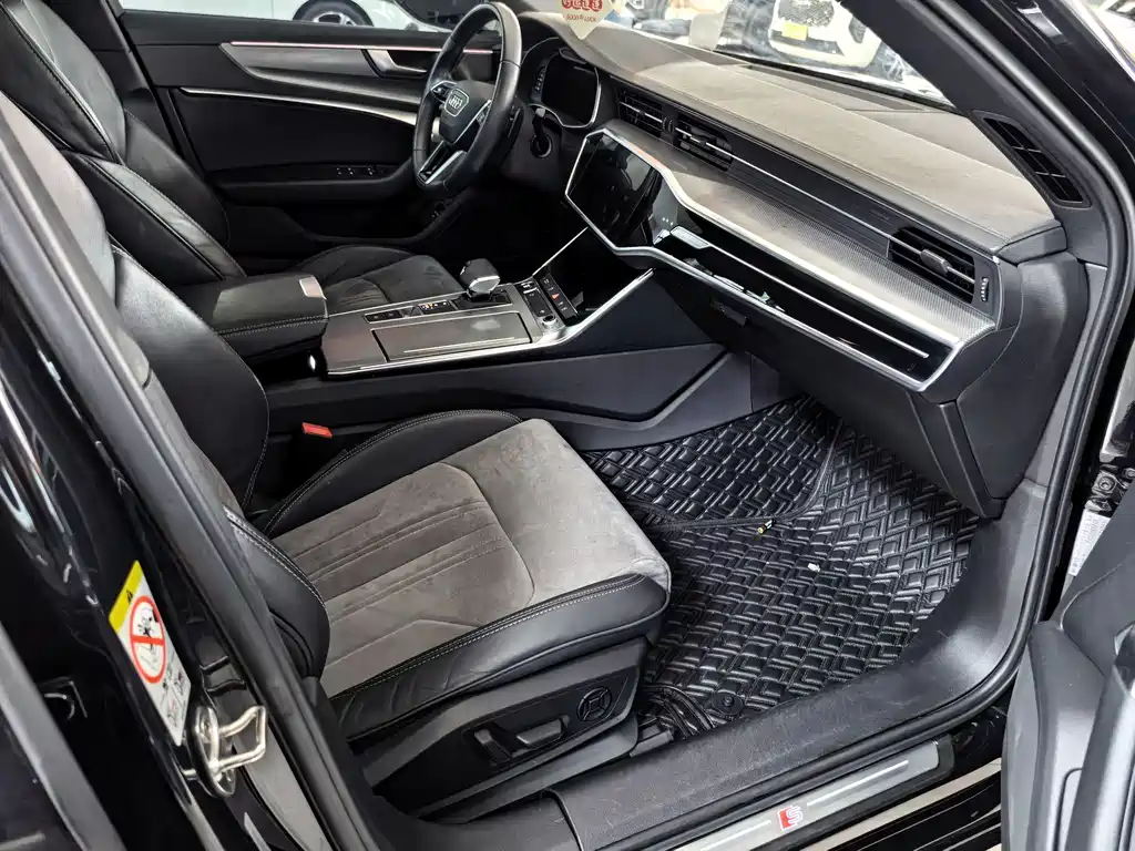 Audi A6L 2022 — фото 10