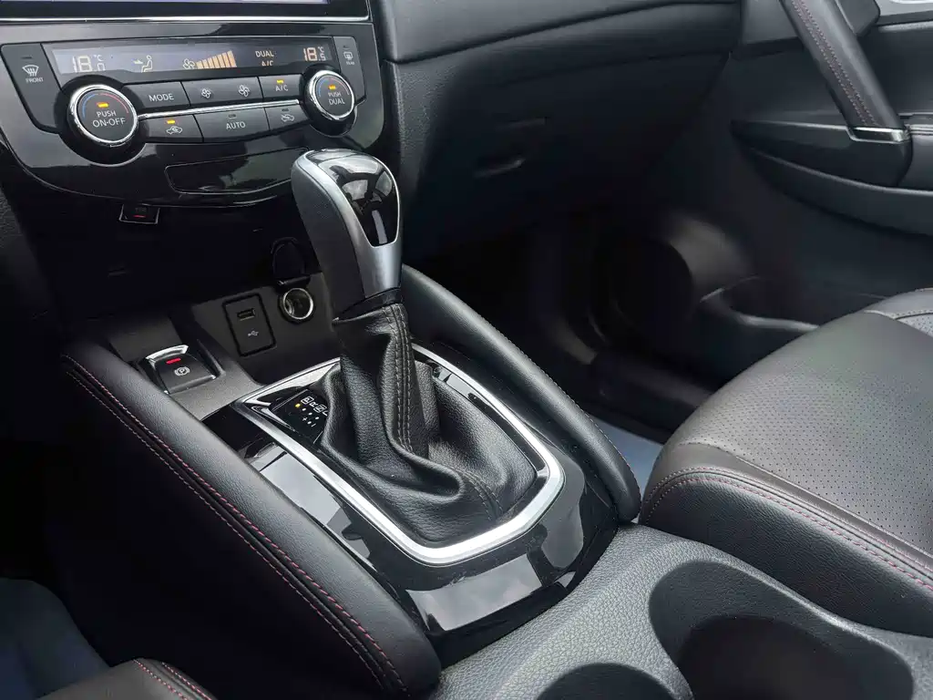 Nissan Qashqai 2022 — фото 15