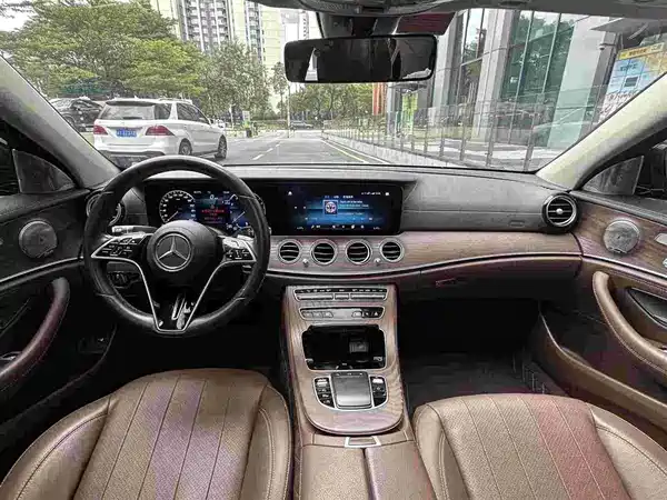 Mercedes-Benz E-Class 2021