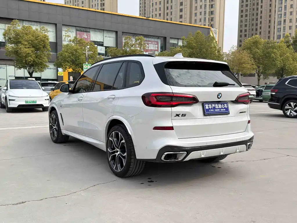 BMW X5 2023 — фото 17