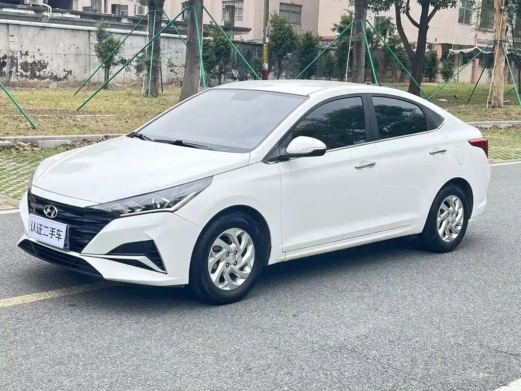 Hyundai Verna 2020 — фото 1