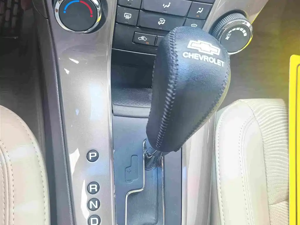 Chevrolet Cruze 2015 — фото 17