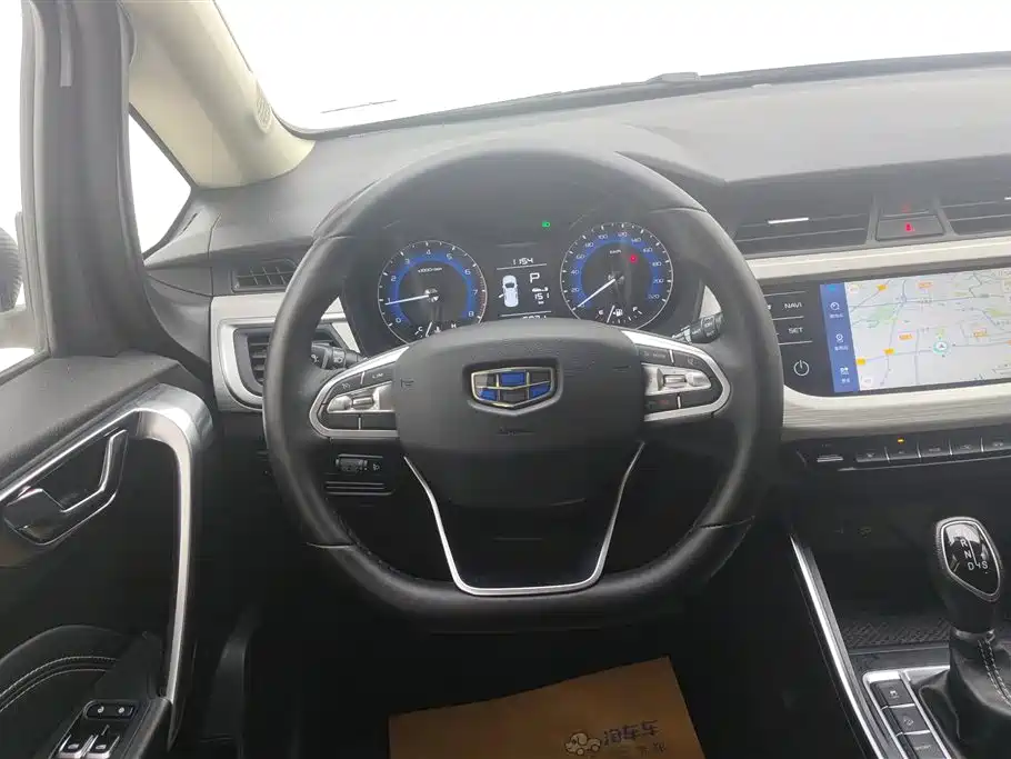 Geely Vision X3 2020 — фото 15
