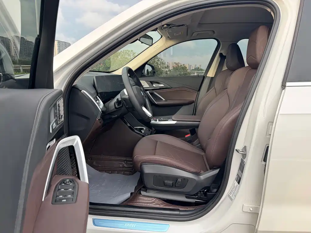 BMW X1 2023 — фото 13