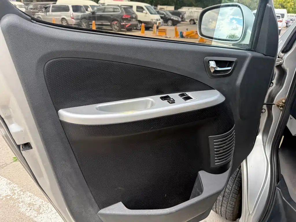 Foton Maverick E 2015 — фото 20