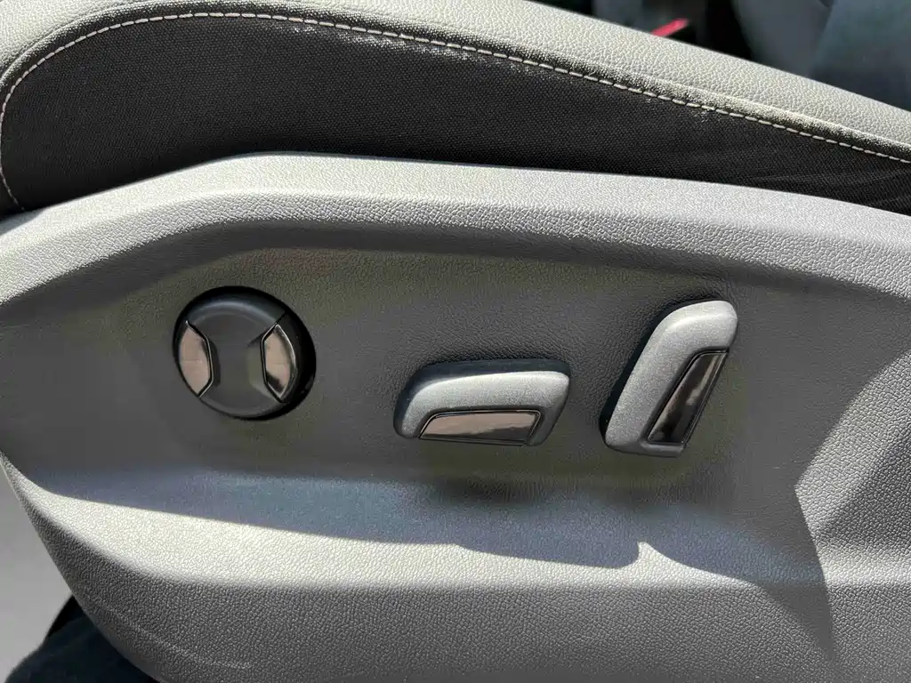 Volkswagen T-Roc 2022 — фото 14