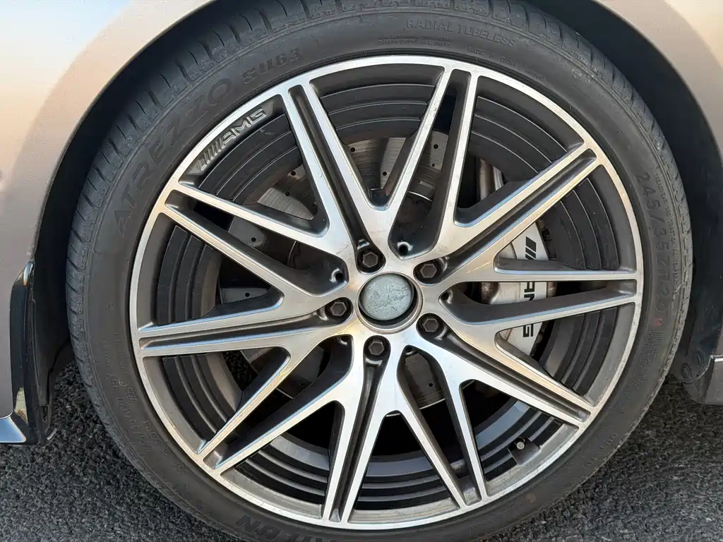 Mercedes-Benz C-Class AMG 2024 — фото 6