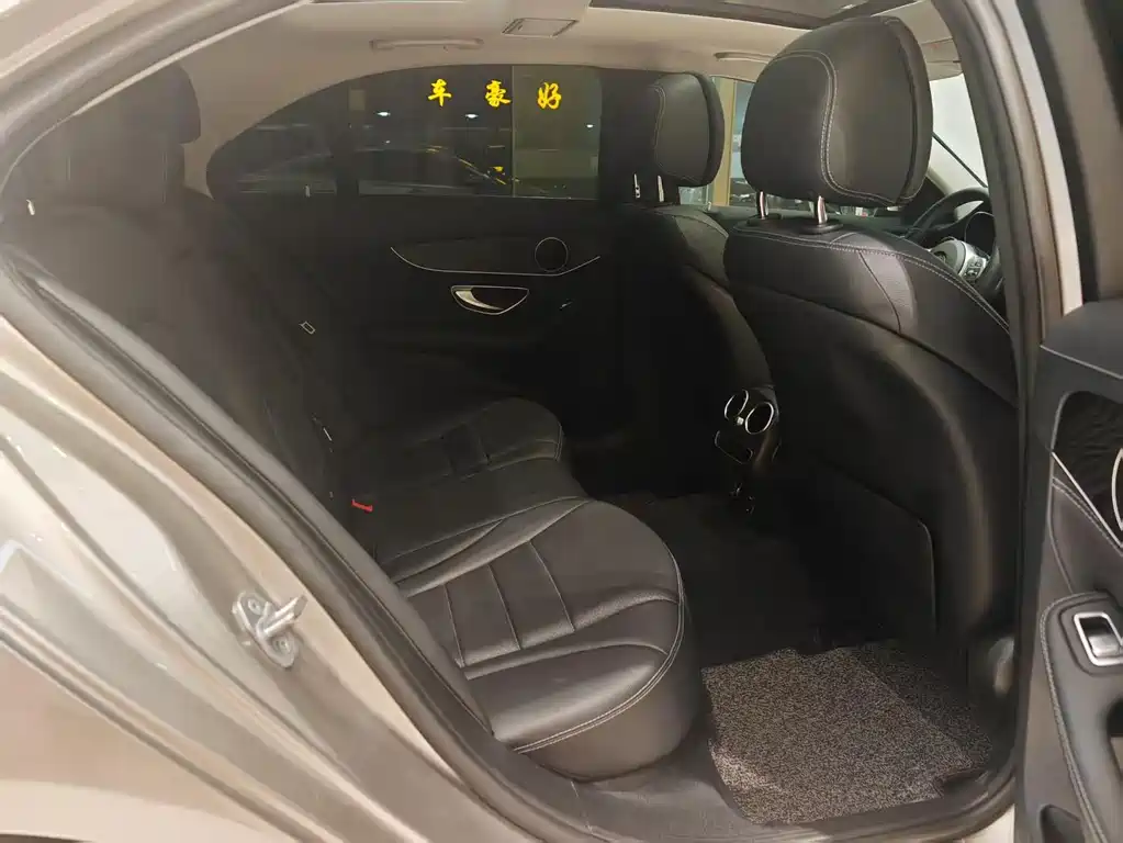 Mercedes-Benz C-Class 2020 — фото 15