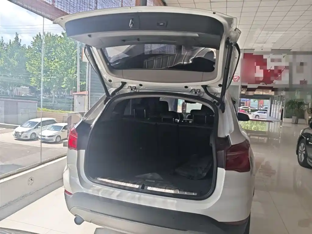 BMW X1 2017 — фото 19