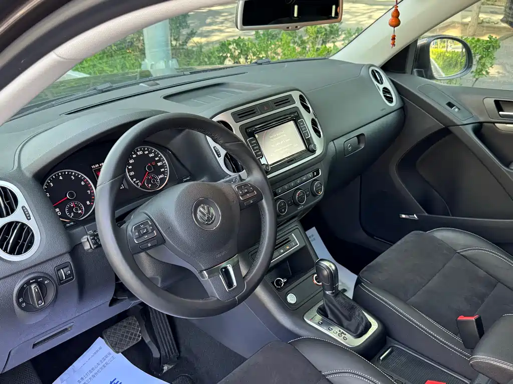 Volkswagen Tiguan 2016 — фото 14