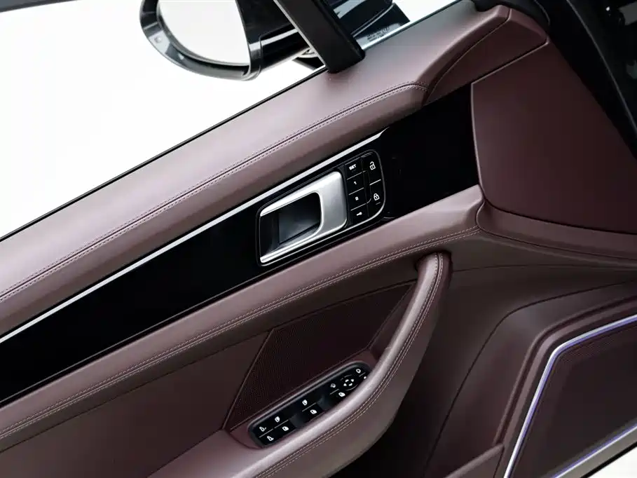 Porsche Panamera 2019 — фото 18