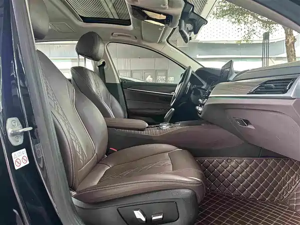 BMW 5 Series 2019
