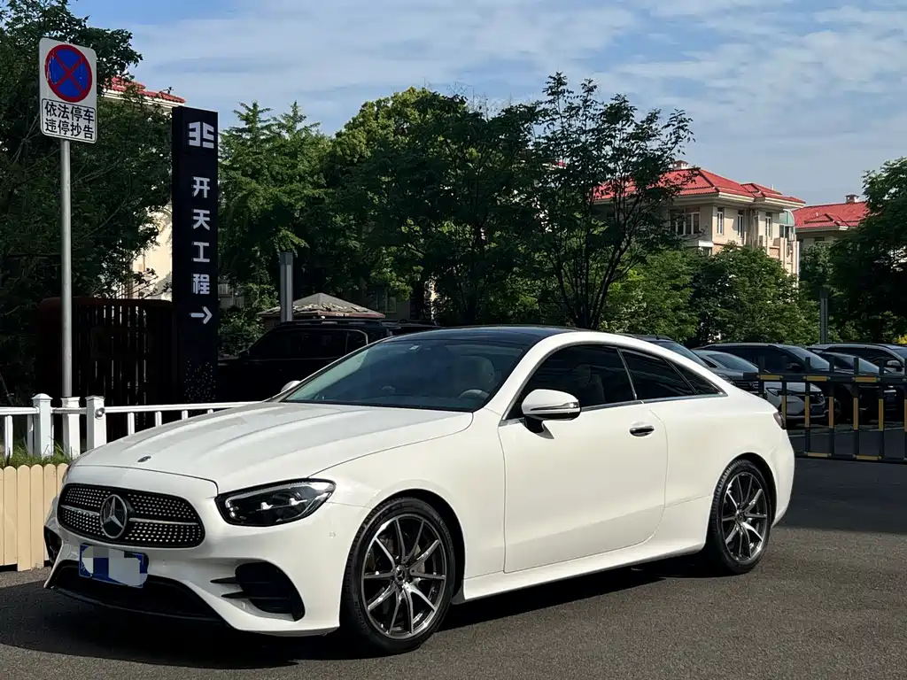 Mercedes-Benz E-Class 2021