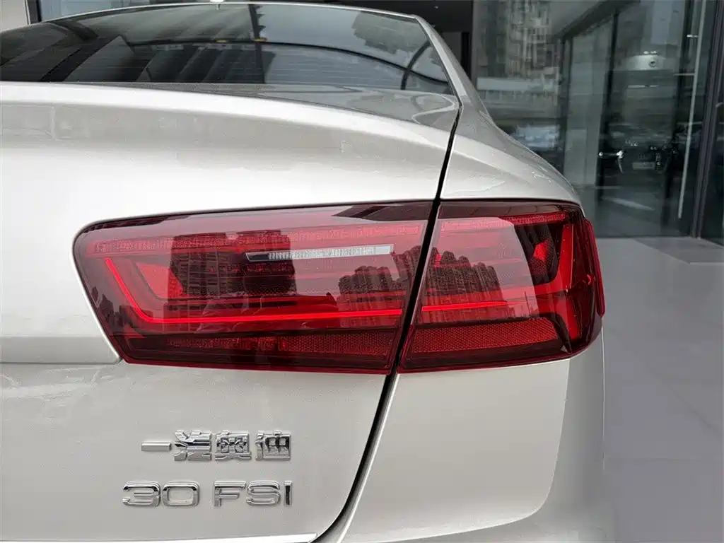 Audi A6L 2016 — фото 14