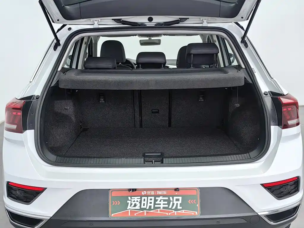 Volkswagen T-Roc 2018 — фото 16