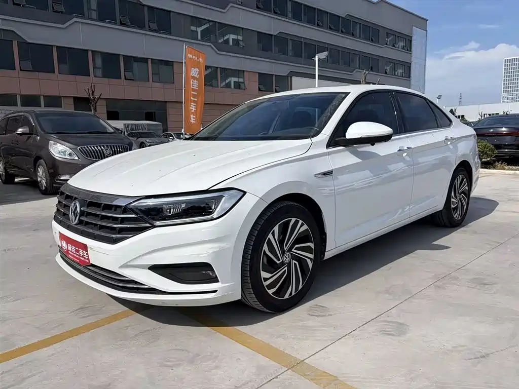 Volkswagen Sagitar 2022