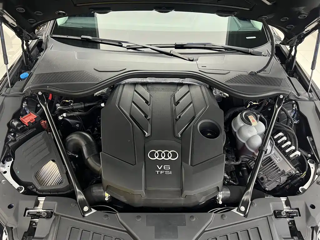 Audi A8 2020 — фото 34