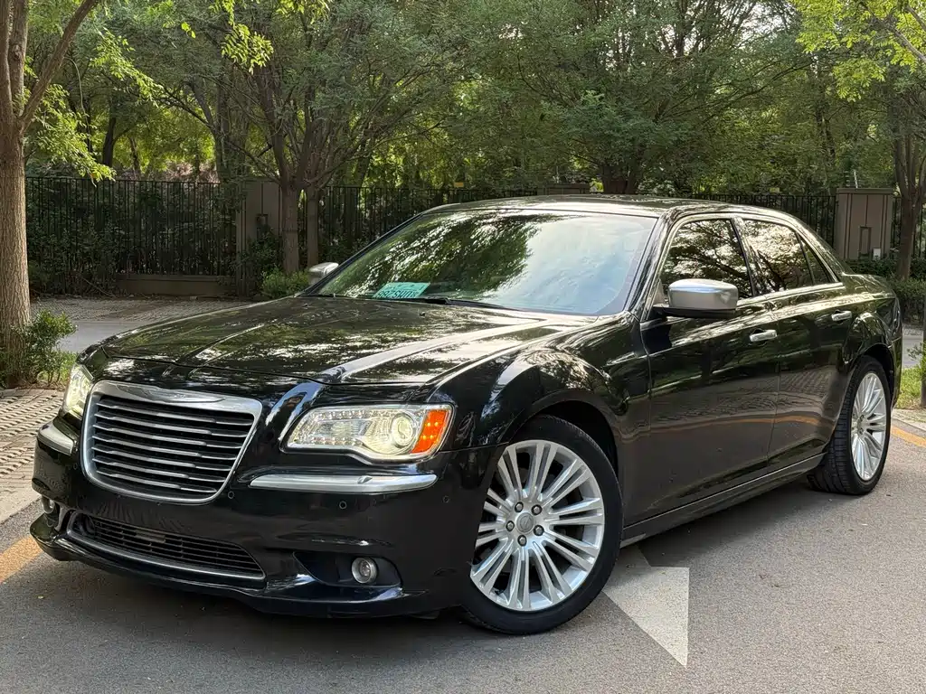 Chrysler 300C 2016