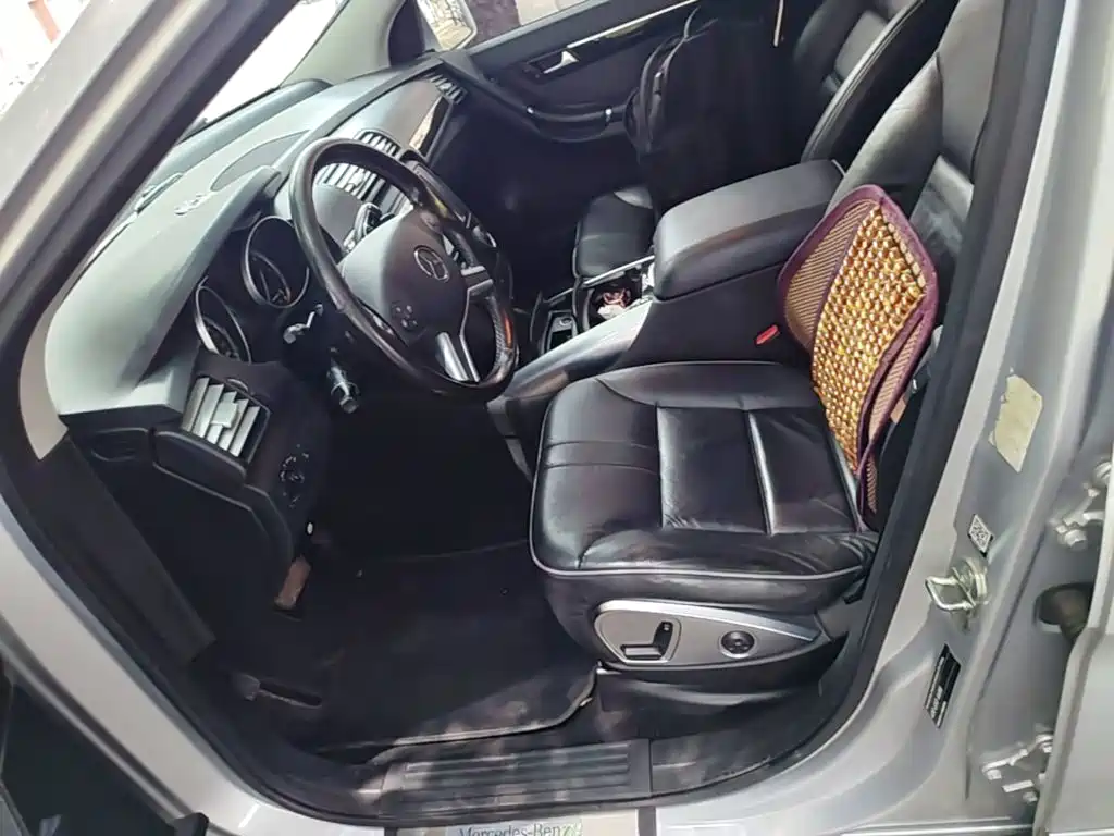 Mercedes-Benz R-Class 2017 — фото 15