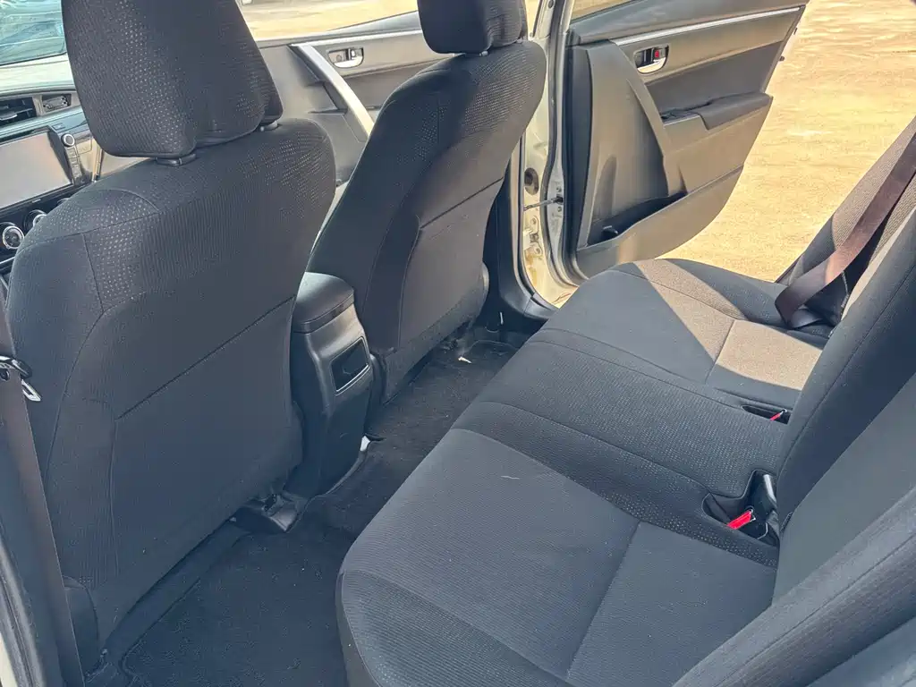 Toyota Corolla 2016 — фото 13