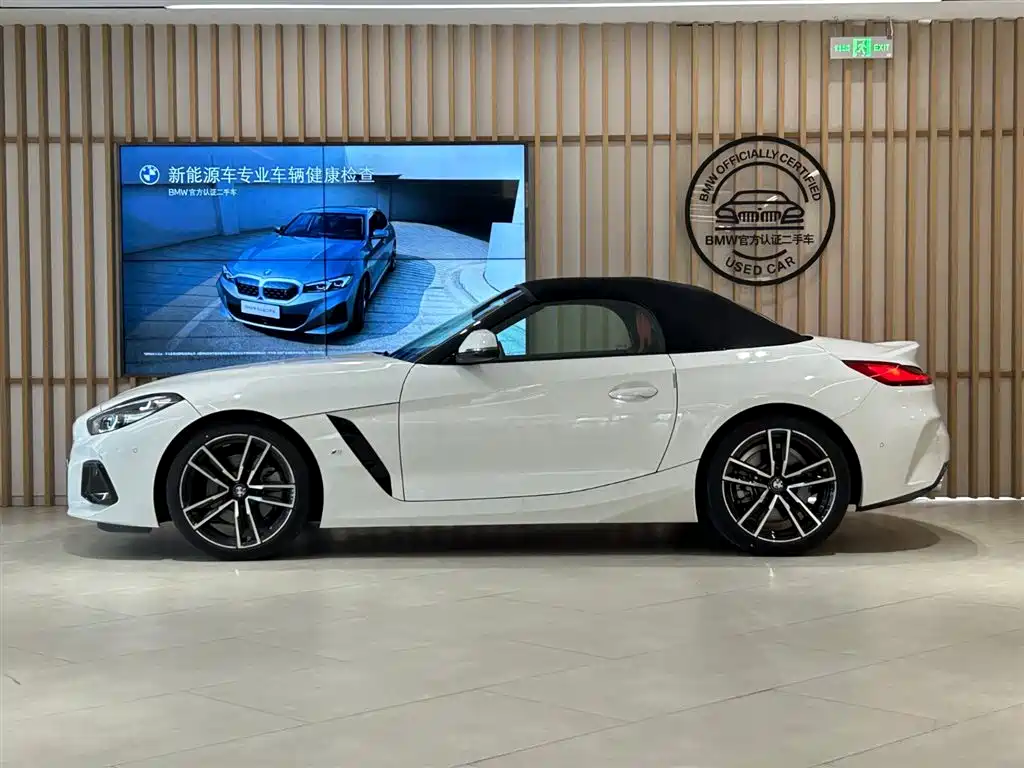 BMW Z4 2025 — фото 3