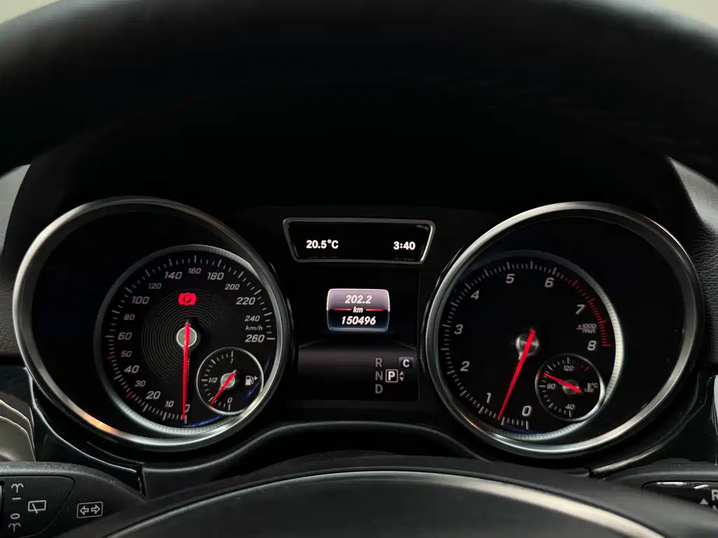 Mercedes-Benz GLE 2018 — фото 14
