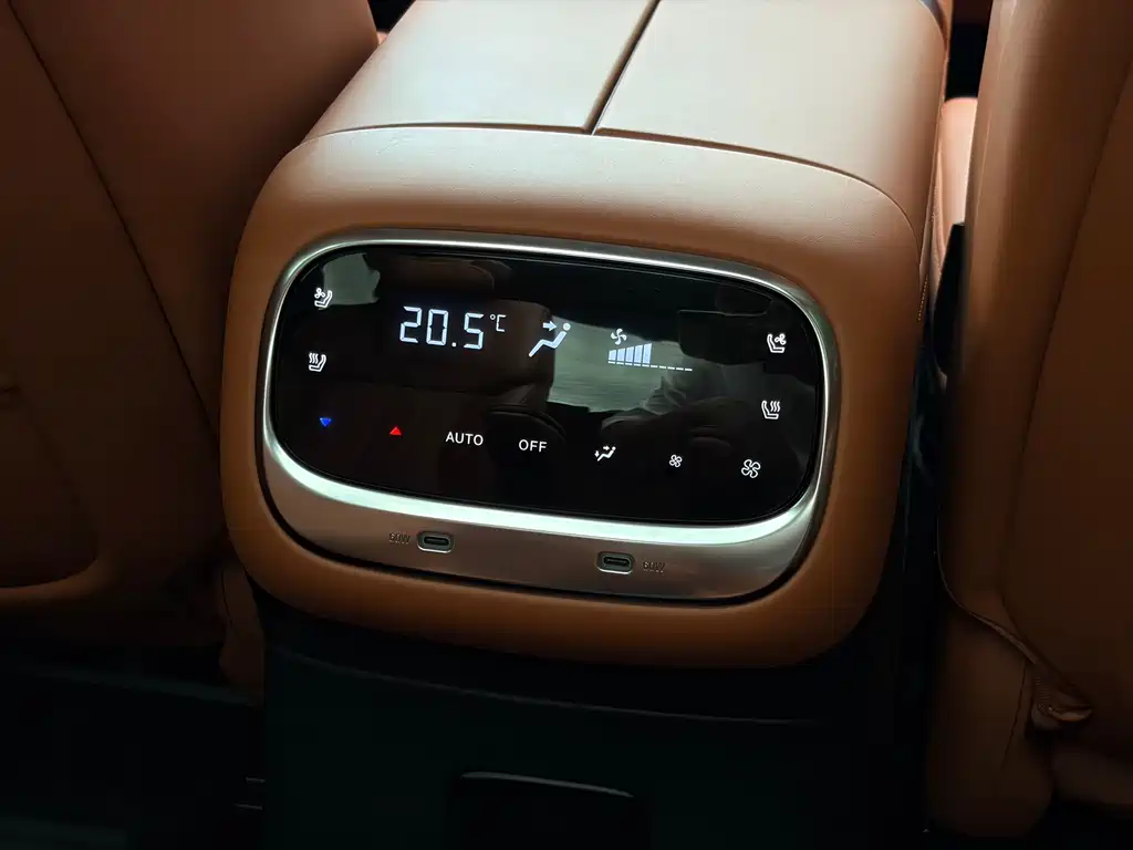 GAC Trumpchi S9 2025 — фото 19