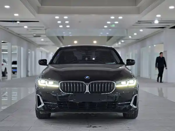 BMW 5 Series 2022