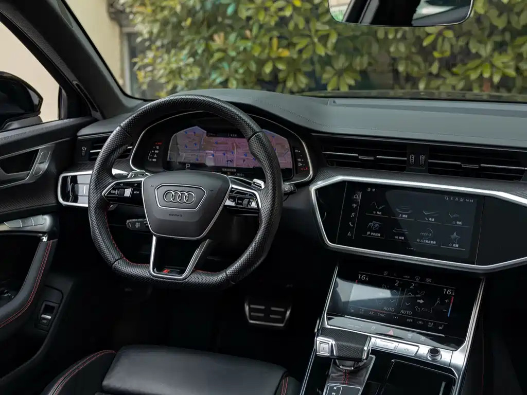 Audi RS 6 2024 — фото 11