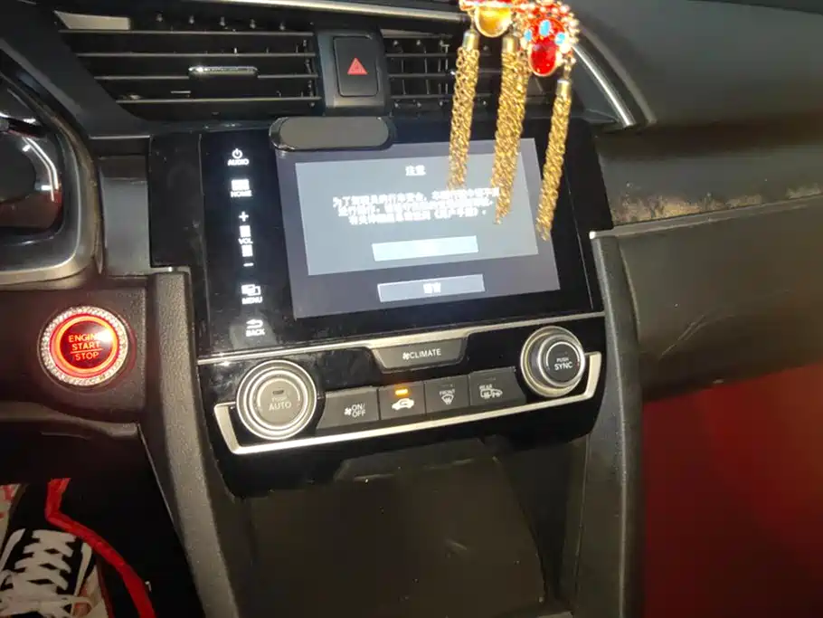 Honda Civic 2018 — фото 13