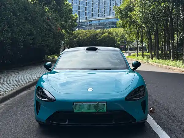 Xiaomi SU7 2024