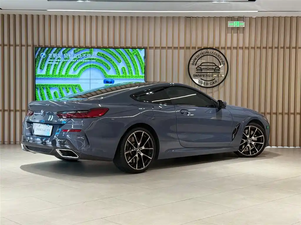 BMW 8 Series 2022