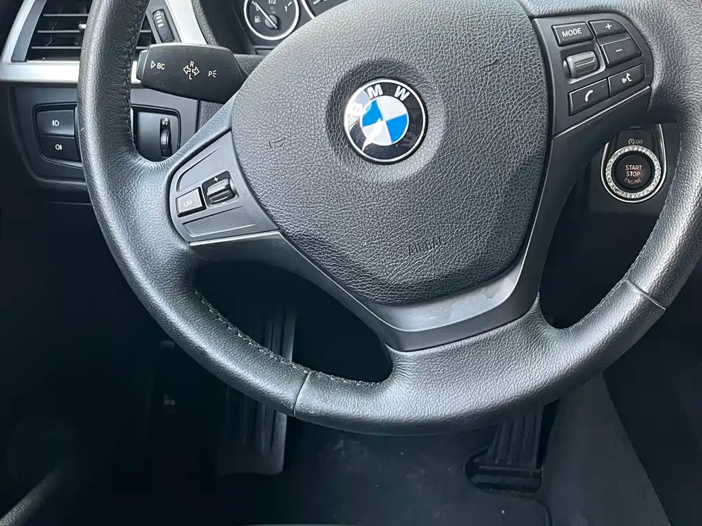 BMW 3 Series 2015 — фото 10
