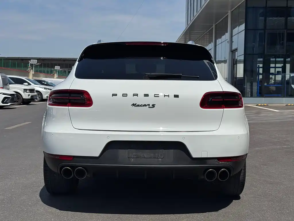 Porsche Macan 2017 — фото 4