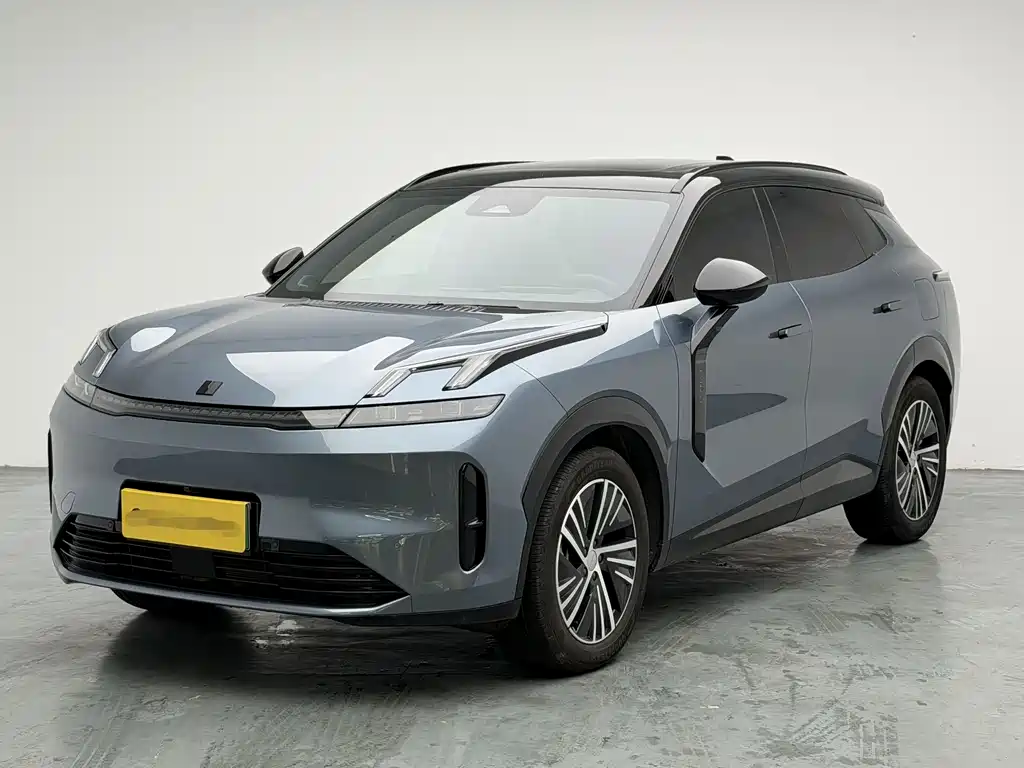 Lynk & Co 08 EM-P 2024 — фото 1