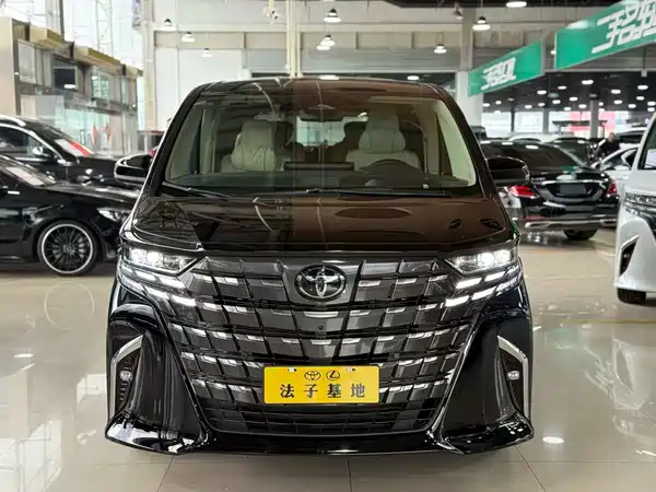 Toyota Alphard 2024
