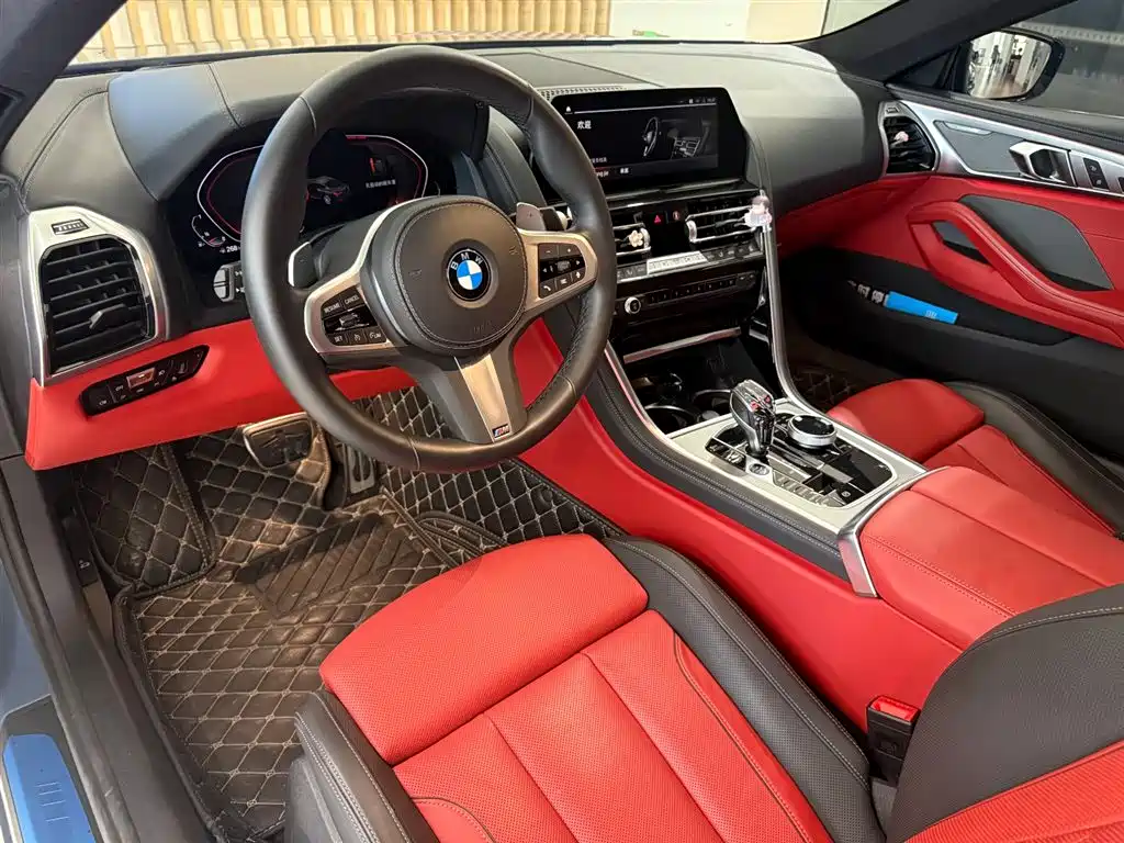 BMW 8 Series 2022