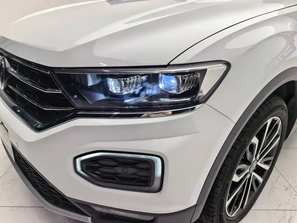 Volkswagen T-Roc 2022 — фото 9