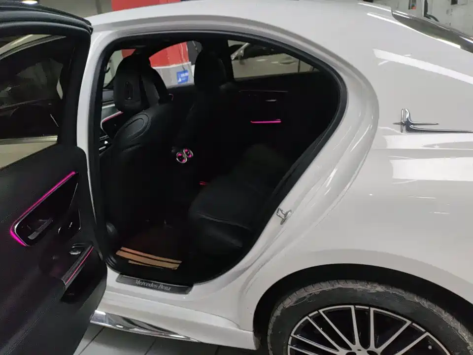 Mercedes-Benz C-Class 2023