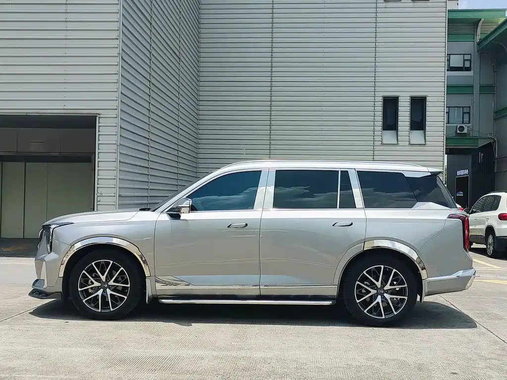 GAC Motor Trumpchi GS8 2023 — фото 5