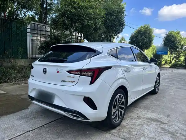 Changan Eado XT 2018