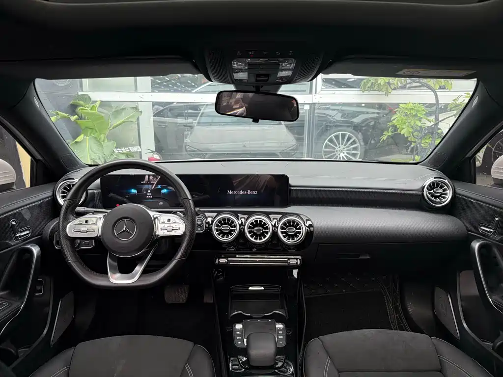 Mercedes-Benz A-Class 2022