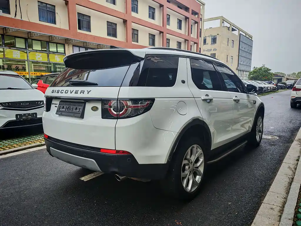 Land Rover Discovery Sport 2019 — фото 8