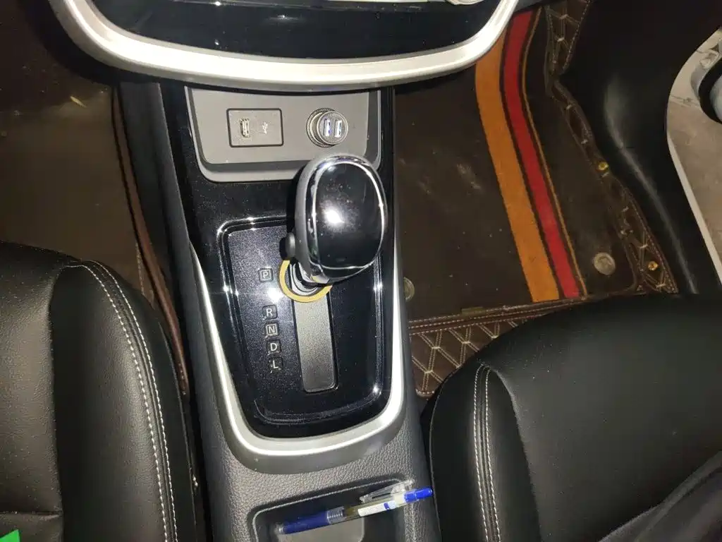 Nissan Tiida 2024